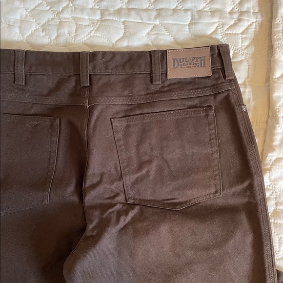 NWT Men’s Duluth Trading Co. work pants - Picture 5 of 5